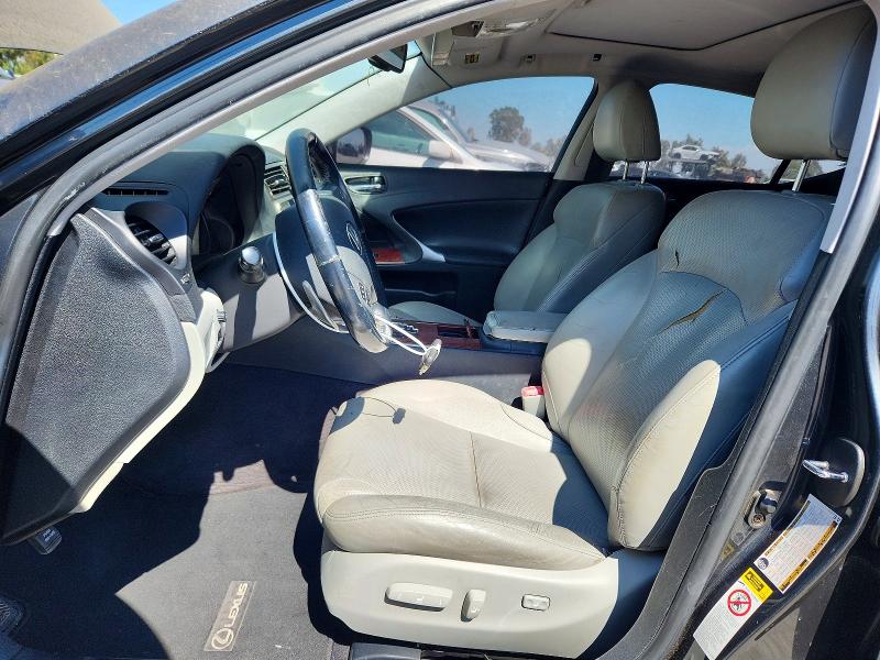 Photo 7 from auction – 2006 LEXUS IS with VIN JTHBE262862004775