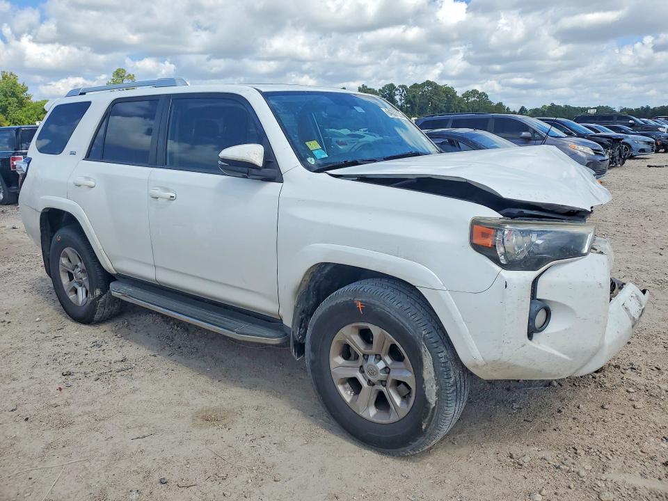 Photo 4 from auction – 2018 TOYOTA 4RUNNER with VIN JTEBU5JR8J5550229