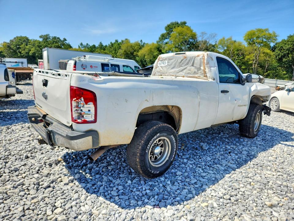 Снимка 3 от търг – 2007 CHEVROLET SILVERADO с VIN 1GCHC24KX7E521239
