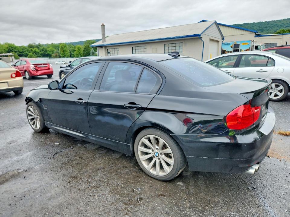 Photo 2 from auction – 2011 BMW 328 with VIN WBAPK5C55BA995432
