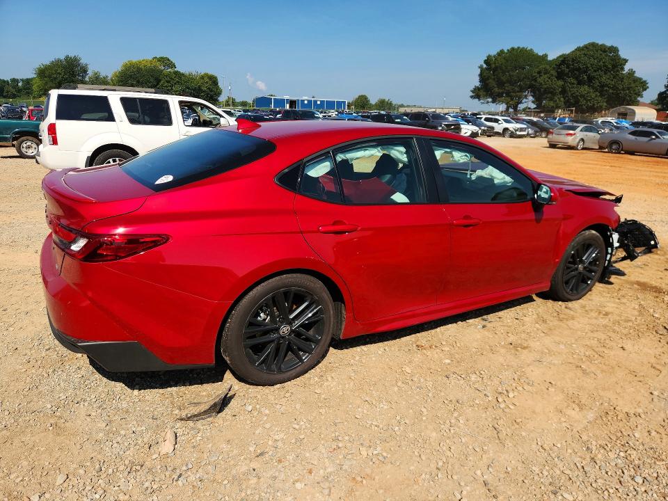 Photo 3 from auction – 2026 TOYOTA CAMRY with VIN 4T1DAACK8TU291051