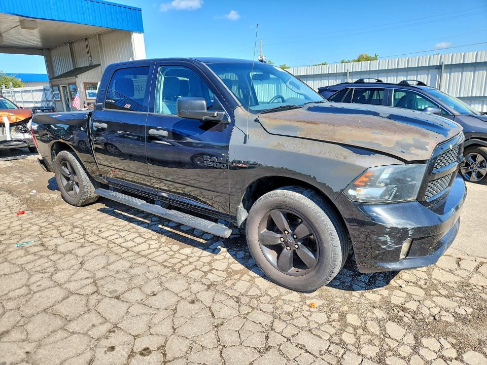 Photo 4 from auction – 2017 RAM 1500 with VIN 3C6RR7KT1HG533180