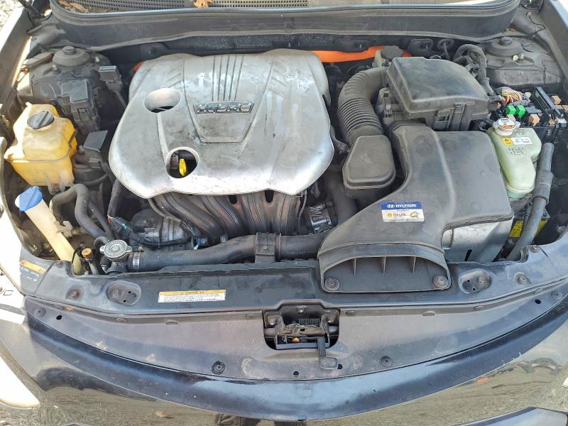 Photo 11 from auction – 2013 HYUNDAI SONATA with VIN KMHEC4A44DA084129