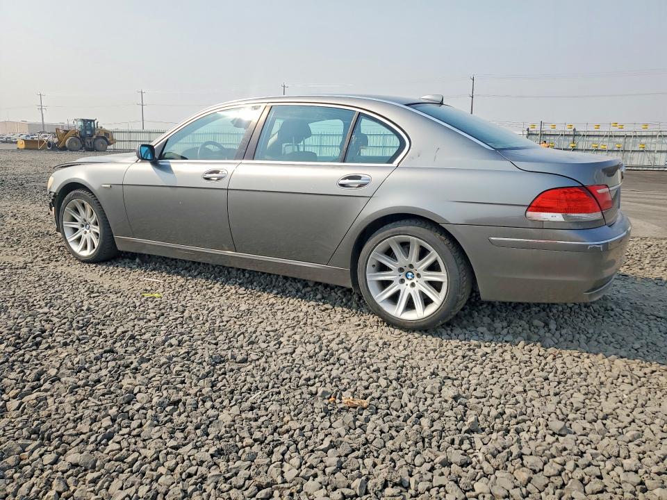 صورة رقم 2 من المزاد - 2006 BMW 750 مع VIN WBAHN83596DT28199