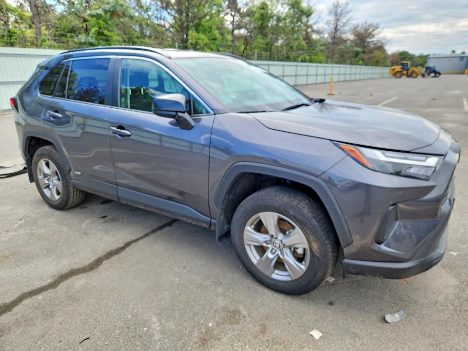 Photo 4 from auction – 2024 TOYOTA RAV4 with VIN 2T3LWRFV2RW245264