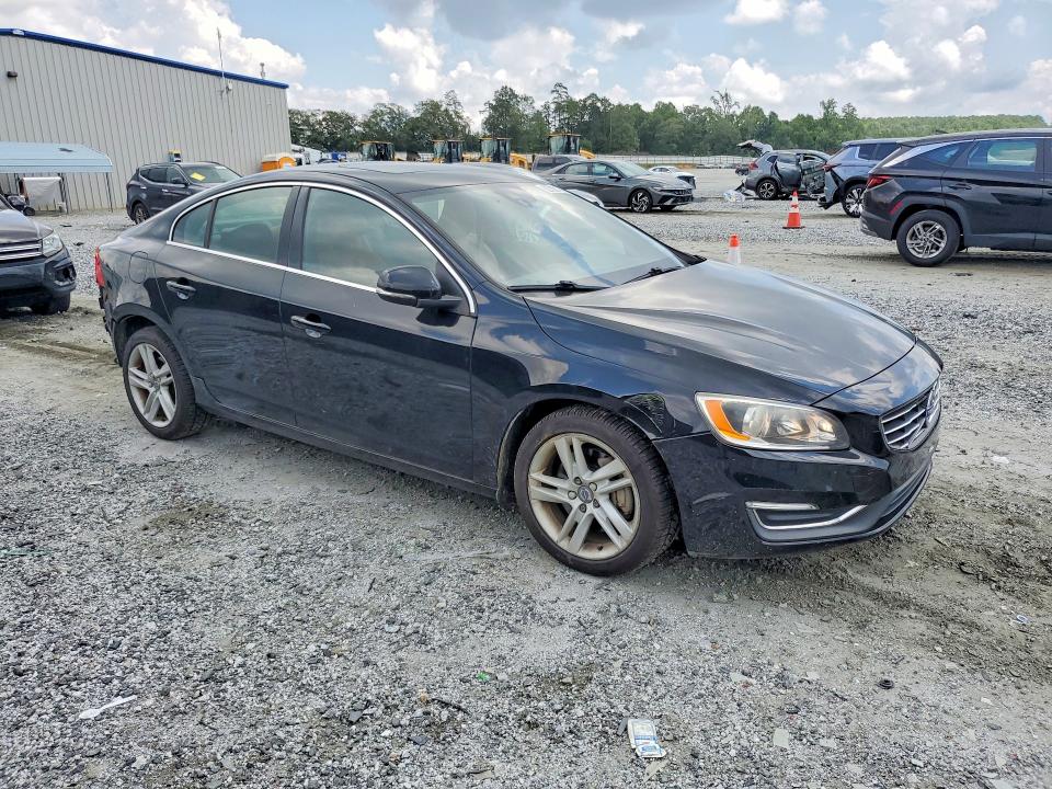 Photo 4 from auction – 2015 VOLVO S60 with VIN YV1612TK3F1357198