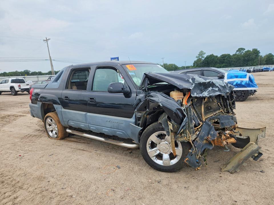 Photo 4 from auction – 2002 CHEVROLET AVALANCHE with VIN 3GNEK13T82G236882