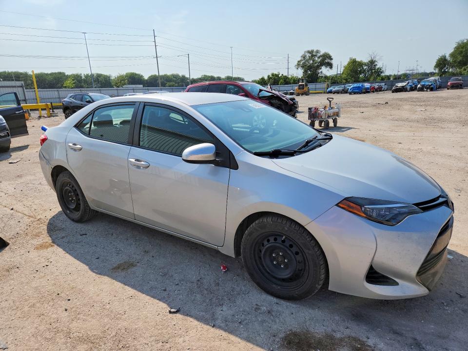 Photo 4 from auction – 2017 TOYOTA COROLLA with VIN 2T1BURHE9HC867545