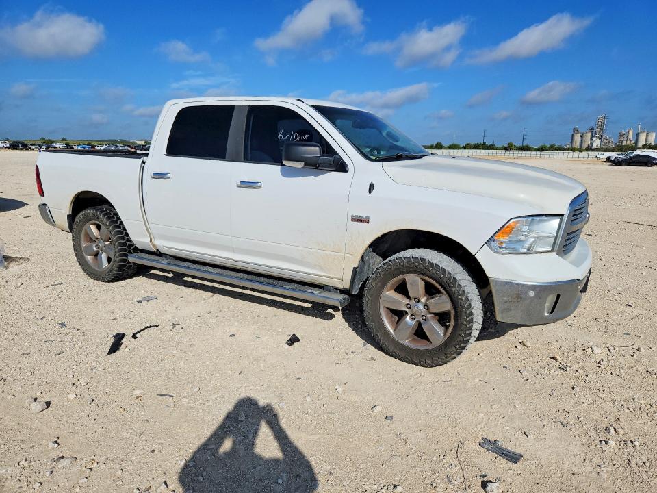 Photo 4 from auction – 2015 RAM 1500 with VIN 1C6RR7LT0FS717952