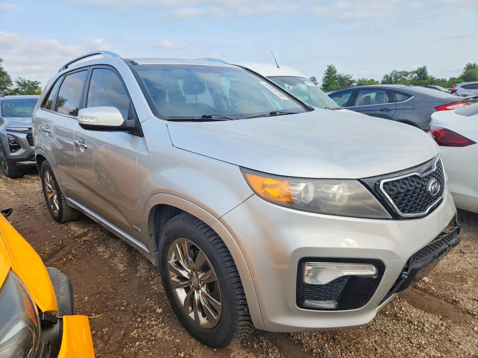 Photo 4 from auction – 2011 KIA SORENTO with VIN 5XYKWDA22BG144998