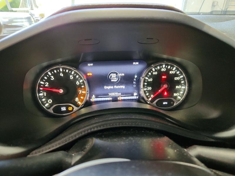 Photo 9 from auction – 2017 JEEP RENEGADE with VIN ZACCJBBB0HPF58330