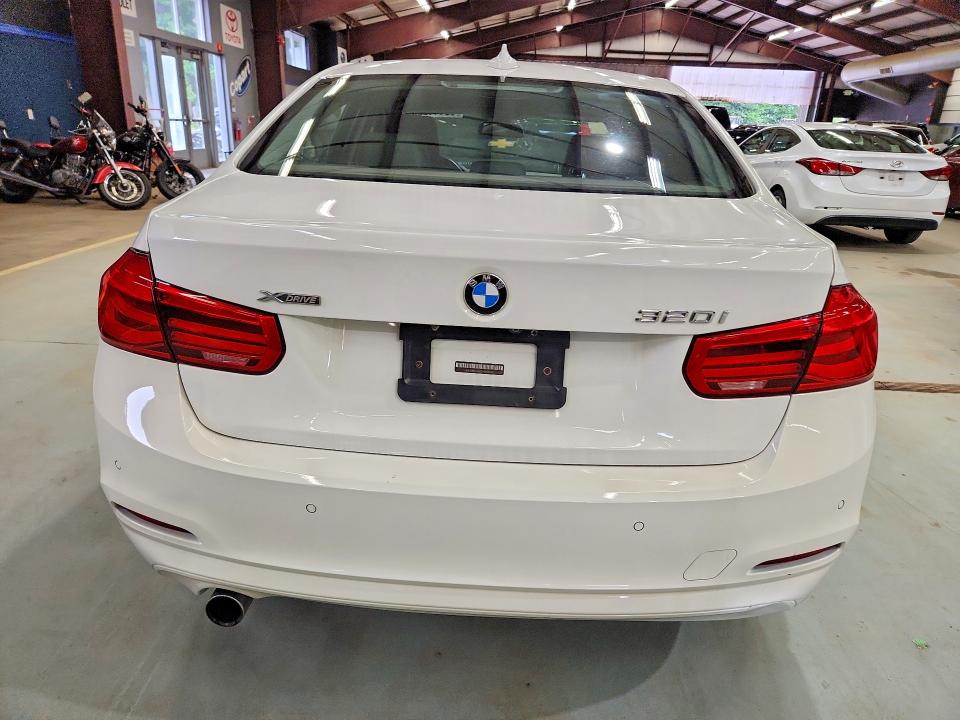 Photo 6 from auction – 2016 BMW 320 with VIN WBA8E5G55GNT93037