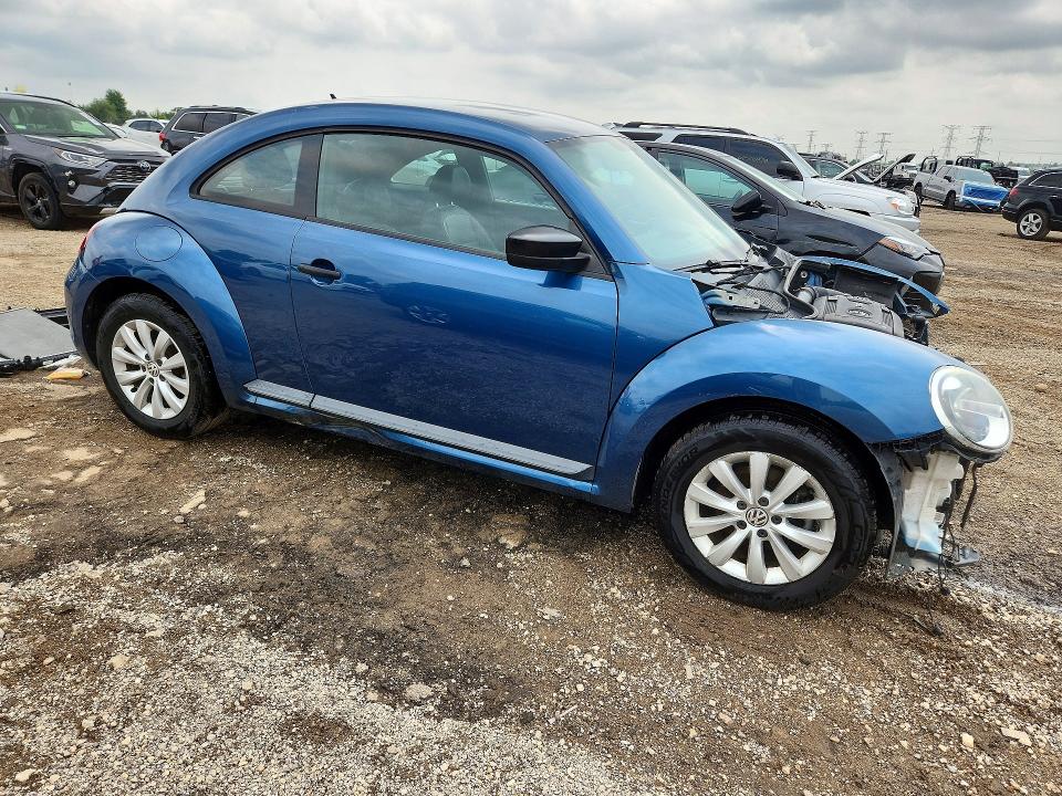 Photo 4 from auction – 2017 VOLKSWAGEN BEETLE with VIN 3VWF17AT4HM626956