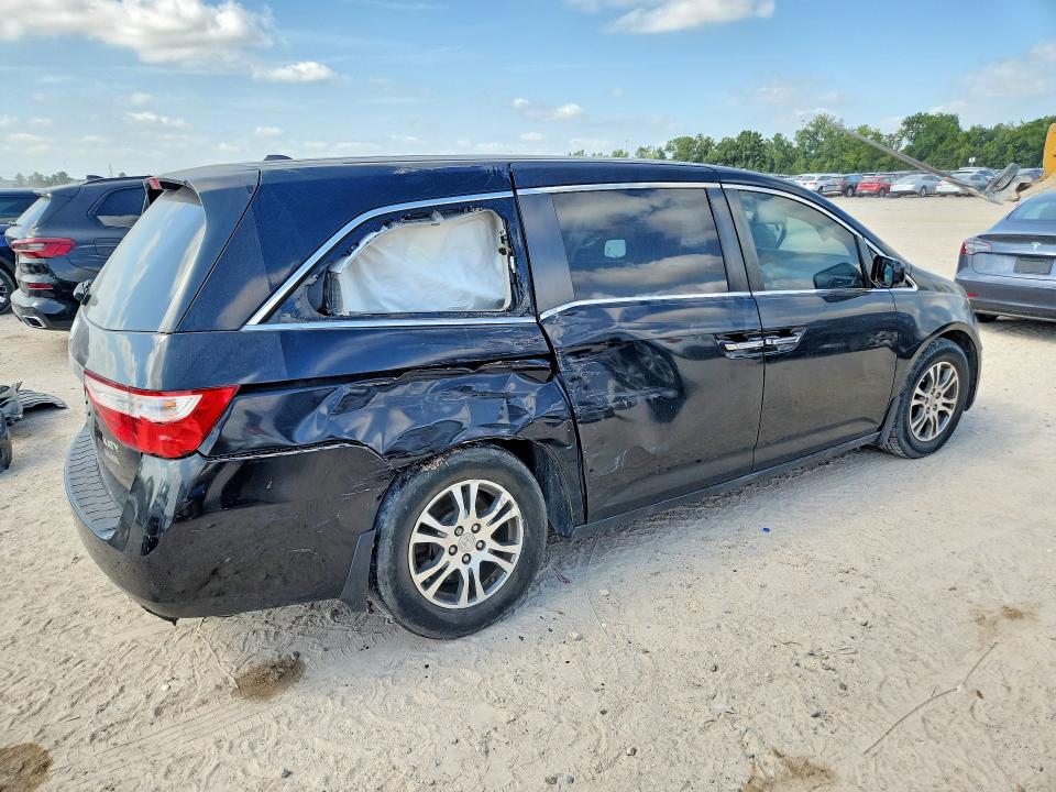 Photo 3 from auction – 2012 HONDA ODYSSEY with VIN 5FNRL5H67CB042157