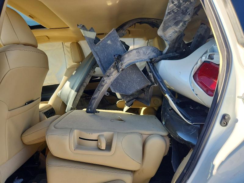Photo 11 from auction – 2018 TOYOTA HIGHLANDER with VIN 5TDKZRFH4JS546668