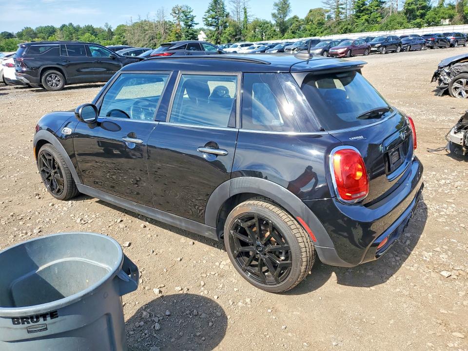Photo 2 from auction – 2017 MINI COOPER with VIN WMWXU3C36H2F48708
