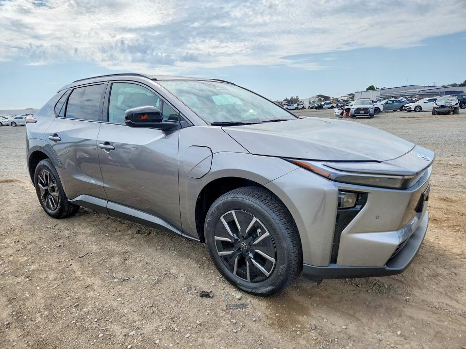 Photo 4 from auction – 2026 TOYOTA BZ with VIN JTMBCAEB8TA010936