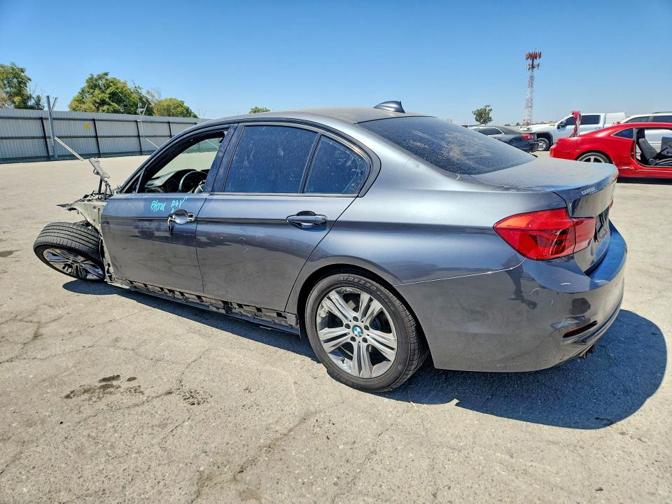 Снимка 2 от търг – 2016 BMW 328 с VIN WBA8E9C53GK646984