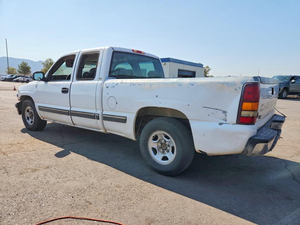 Photo 2 from auction – 2000 CHEVROLET SILVERADO with VIN 2GCEC19W1Y1310863