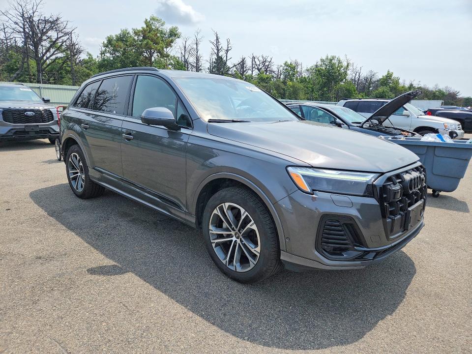 Zdjęcie 4 z aukcji – 2025 AUDI Q7 z VIN WA1LCBF76SD002801