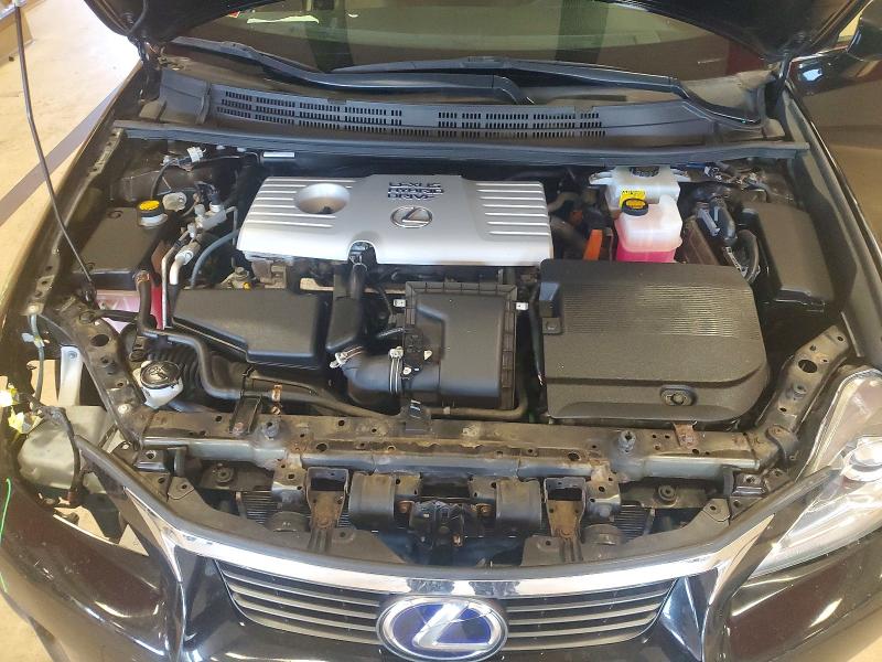 Photo 11 from auction – 2013 LEXUS CT with VIN JTHKD5BH3D2172691