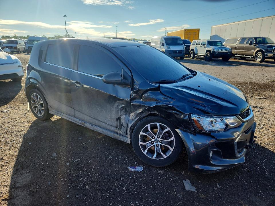 Photo 4 from auction – 2019 CHEVROLET SONIC with VIN 1G1JD6SB0K4149216