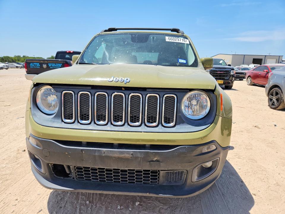 Photo 5 from auction – 2015 JEEP RENEGADE with VIN ZACCJBBT1FPB27601