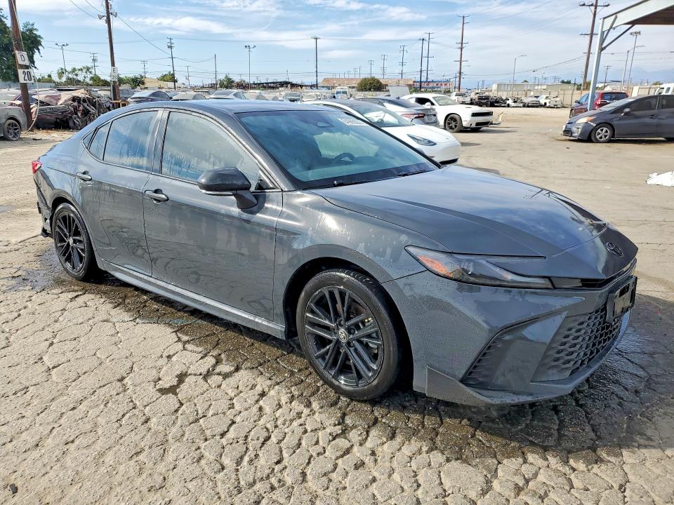 Photo 4 from auction – 2025 TOYOTA CAMRY with VIN 4T1DAACK3SU615182