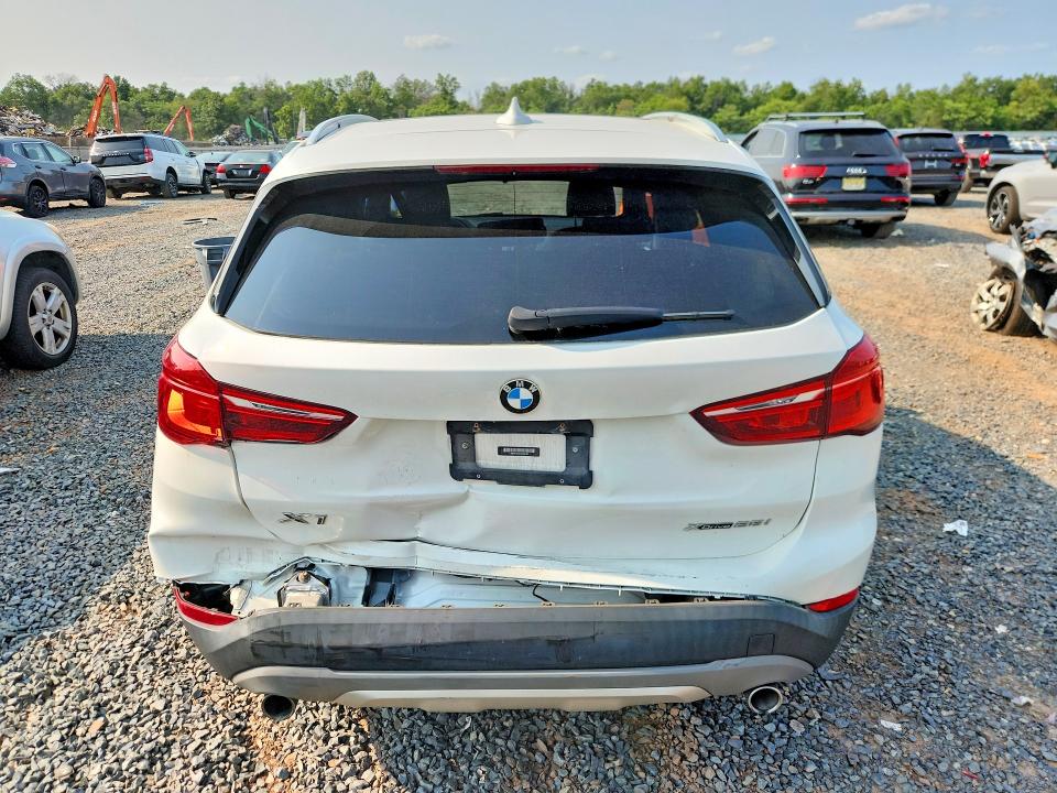 Photo 6 from auction – 2018 BMW X1 with VIN WBXHT3C32J5L33180