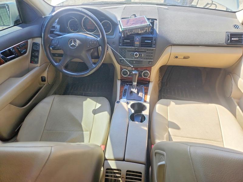 Photo 8 from auction – 2011 MERCEDES-BENZ C with VIN WDDGF8BB8BR167088