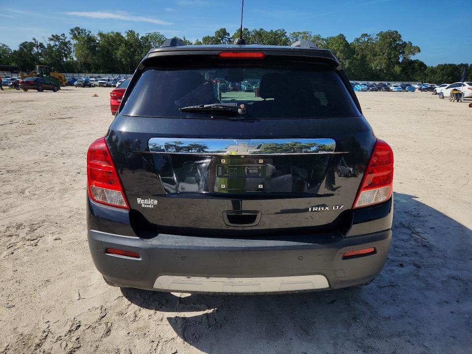 Photo 6 from auction – 2015 CHEVROLET TRAX with VIN KL7CJNSB0FB063079