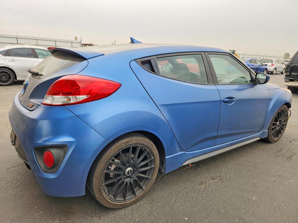 Zdjęcie 3 z aukcji – 2016 HYUNDAI VELOSTER z VIN KMHTC6AE3GU257539