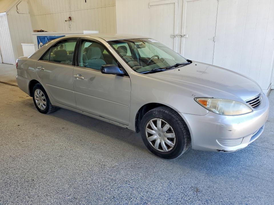 Photo 4 from auction – 2006 TOYOTA CAMRY with VIN 4T1BE32K46U108273