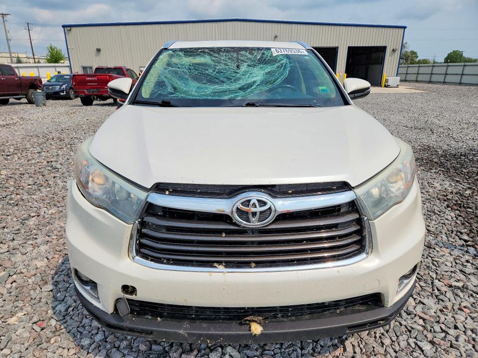 Photo 5 from auction – 2015 TOYOTA HIGHLANDER with VIN 5TDDKRFH1FS220718