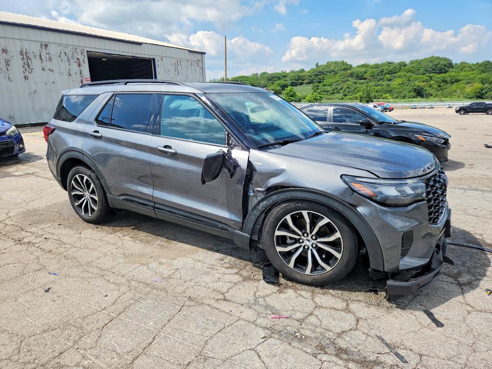 Photo 4 from auction – 2026 FORD EXPLORER with VIN 1FMUK8KH6TGB36136