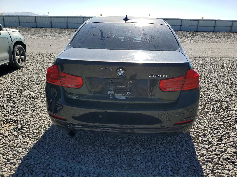 Photo 6 from auction – 2017 BMW 320 with VIN WBA8E1G5XHNU14314