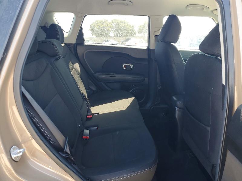 Photo 11 from auction – 2014 KIA SOUL with VIN KNDJN2A24E7053641
