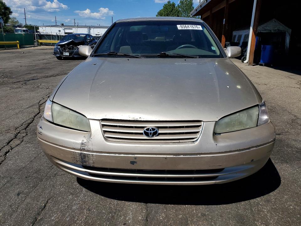 Photo 5 from auction – 1998 TOYOTA CAMRY with VIN JT2BG28K2W0164681