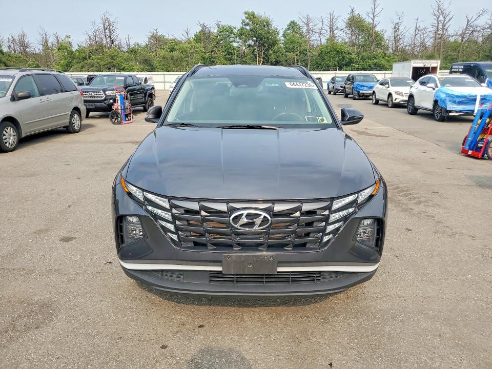 Photo 5 from auction – 2022 HYUNDAI TUCSON with VIN 5NMJFCAE4NH129154