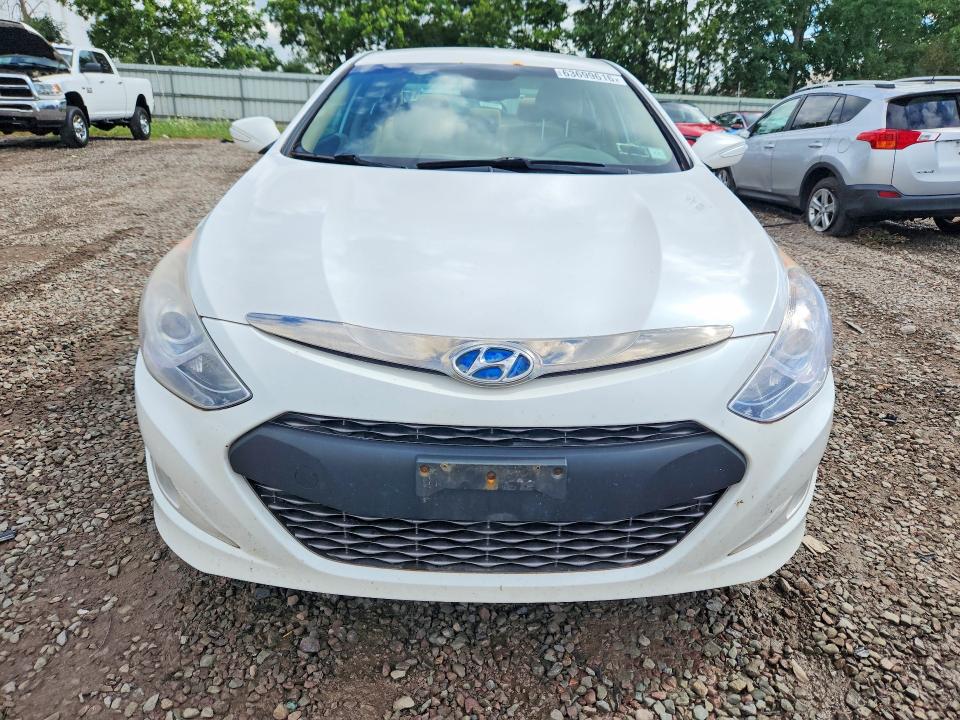 Photo 5 from auction – 2015 HYUNDAI SONATA HYBRID with VIN KMHEC4A49FA119945