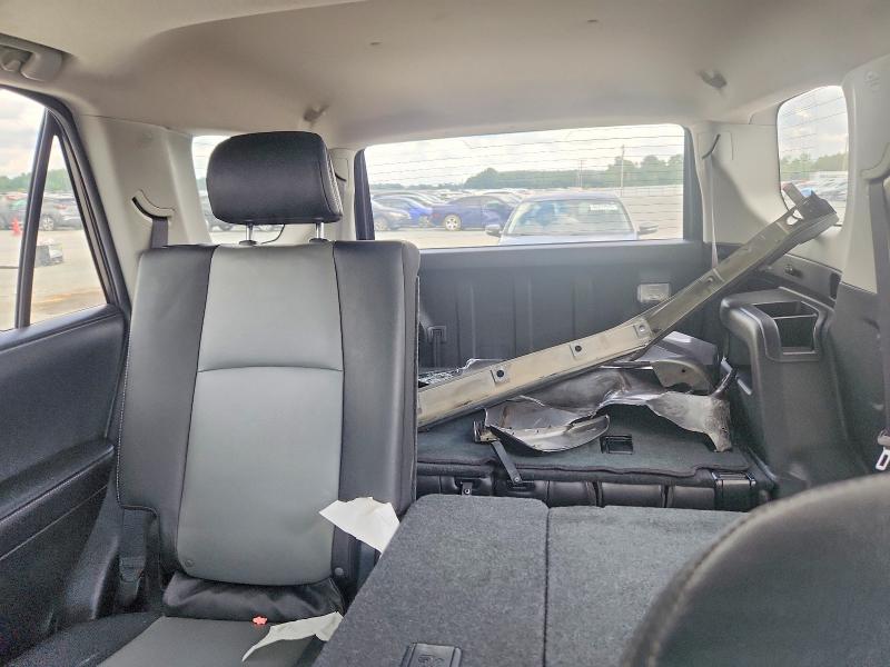 Photo 10 from auction – 2019 TOYOTA 4RUNNER with VIN JTEZU5JR3K5211782