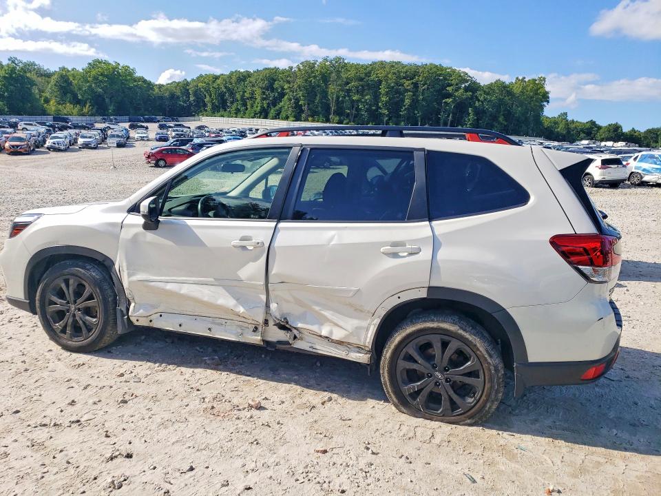 Photo 2 from auction – 2020 SUBARU FORESTER with VIN JF2SKARC4LH421703