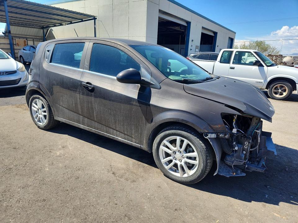 Photo 4 from auction – 2015 CHEVROLET SONIC with VIN 1G1JC6SH1F4129442