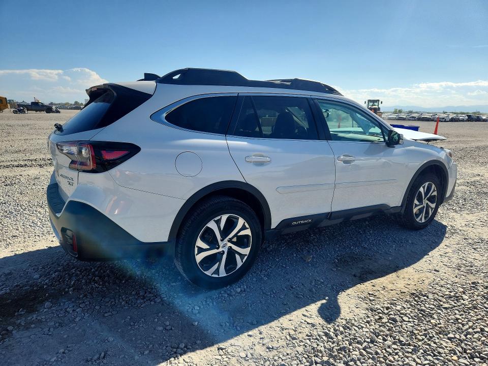 Photo 3 from auction – 2021 SUBARU OUTBACK with VIN 4S4BTGND8M3140219
