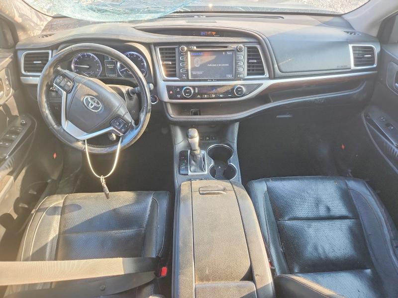 Photo 8 from auction – 2015 TOYOTA HIGHLANDER with VIN 5TDDKRFHXFS114512