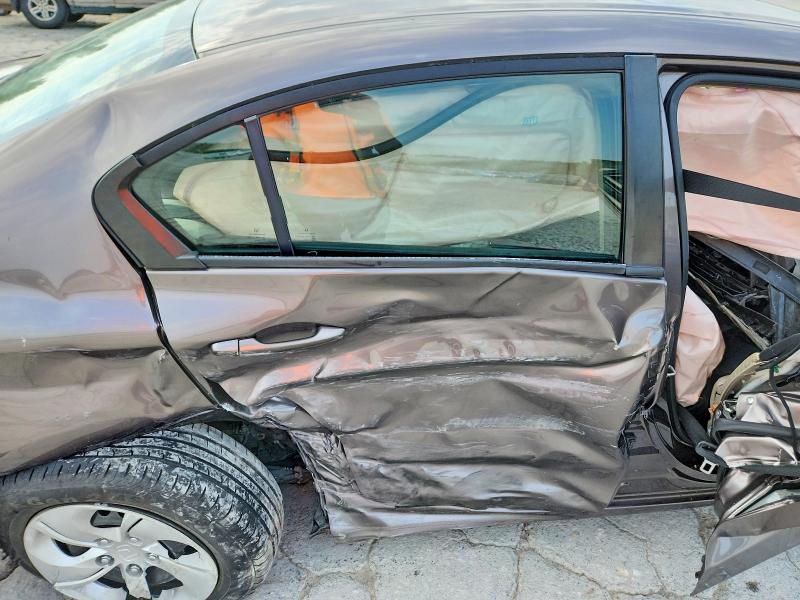 Снимка 10 от търг – 2015 HONDA CIVIC с VIN 19XFB2F57FE257031
