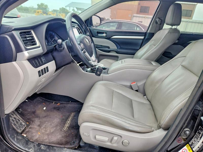 Photo 7 from auction – 2015 TOYOTA HIGHLANDER with VIN 5TDJKRFH8FS148726