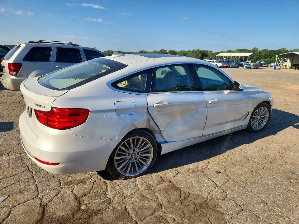 Photo 3 from auction – 2014 BMW 328 with VIN WBA3X5C58ED559483