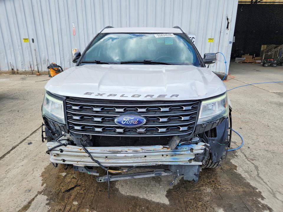 Photo 5 from auction – 2017 FORD EXPLORER with VIN 1FM5K8D83HGA46208
