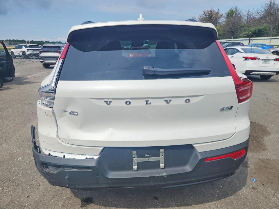 Photo 6 from auction – 2026 VOLVO XC40 with VIN YV4L12UC8T2774626